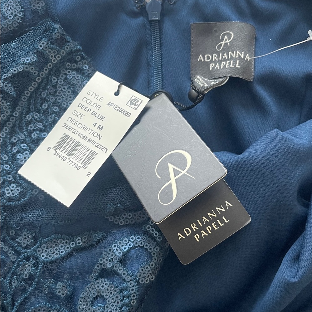 Adrianna Papell “Deep Blue”Damask Sequined Gown with Sash Short Sleeve Size 4 - Picture 12 of 12